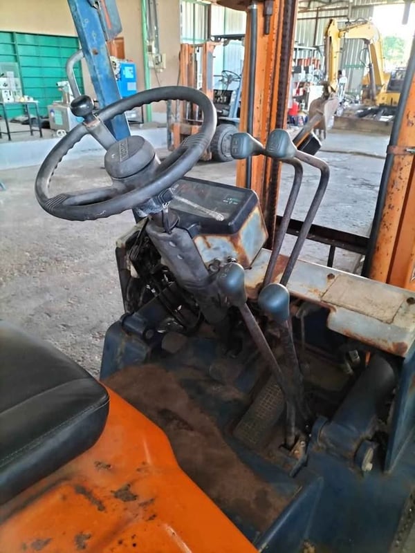 รถโฟลิคสีส้ม TOYOTA เบนซินรุ่น5