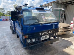 รถหกล้อติดเครน 2 ตัน โตโยต้า ไดน่า รถหกล้อติดเครน 2 ตัน โตโยต้า ไดน่า