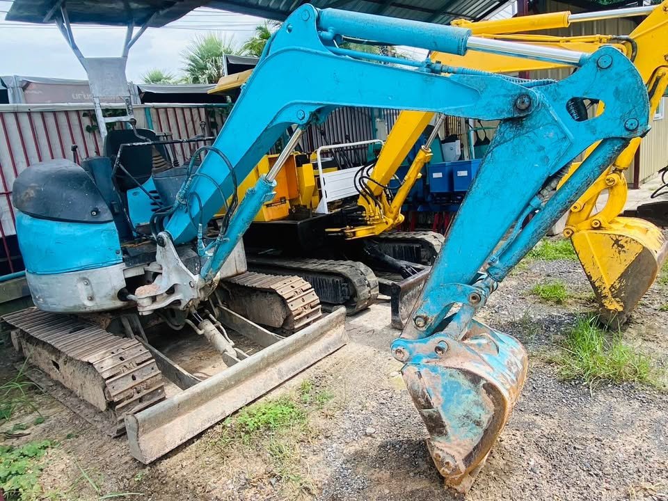 รถแม็คโครเล็กฮิตาชิ รถแม็คโครเล็กฮิตาชิ