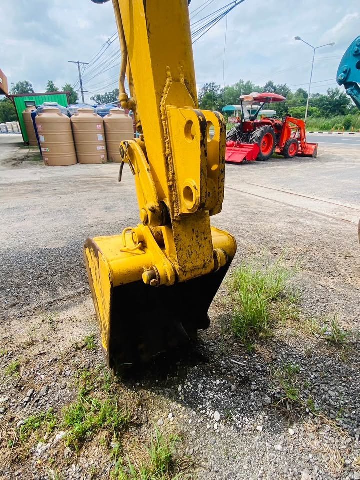 รถแม็คโครฮานิค 026 เก่านอก รถแม็คโครฮานิค 026 เก่านอก