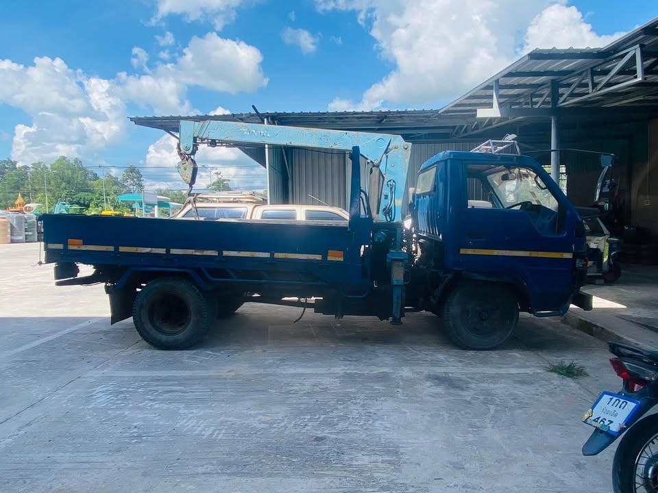 รถหกล้อติดเครน 2 ตัน โตโยต้า ไดน่า รถหกล้อติดเครน 2 ตัน โตโยต้า ไดน่า