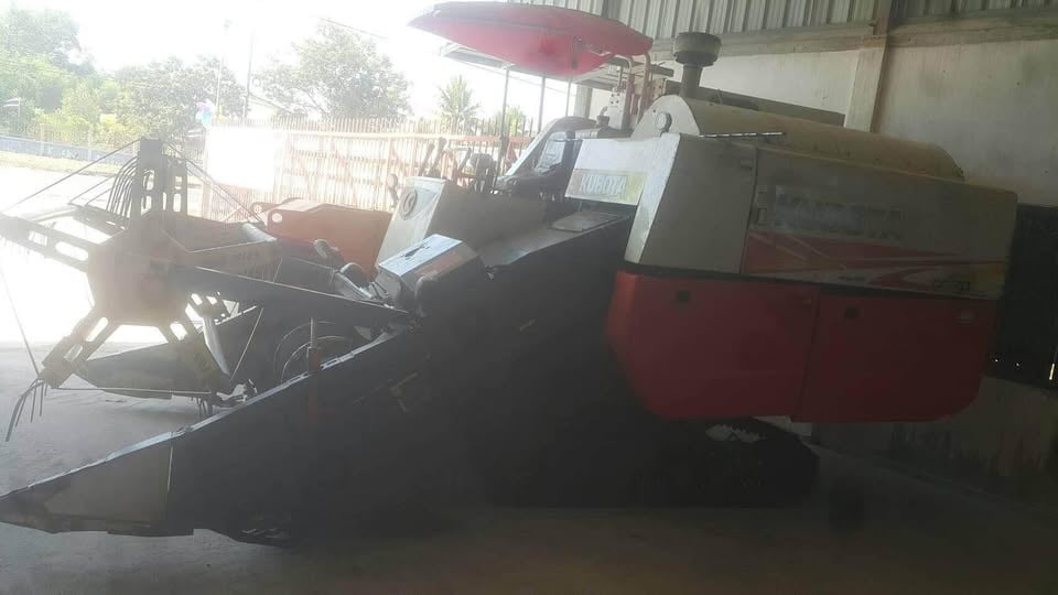 รถเกี่ยว DC60 KUBOTA