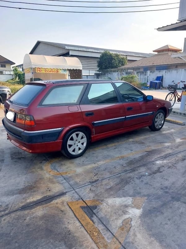 รถ CITROEN ซีตรอง รุ่น XANTIA รถ CITROEN ซีตรอง รุ่น XANTIA