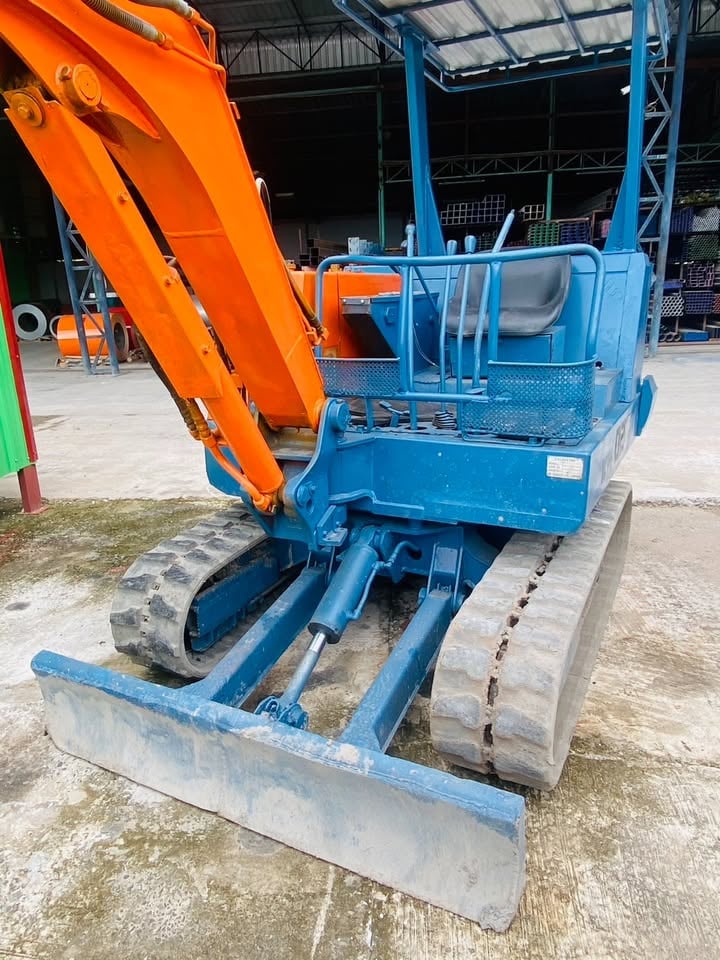 รถแม็คโครเล็ก Kubota KH-027 รถแม็คโครเล็ก Kubota KH-027