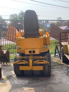 รถบด BOMAG 4 ตัน เก่า-นอก เอวแข็ง สภาพดี ใช้งานได้ดีเต็มกำลัง