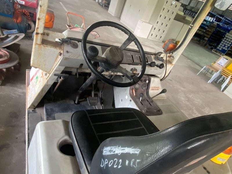 รถดูดฝุ่น TOYOTA เบนซิล