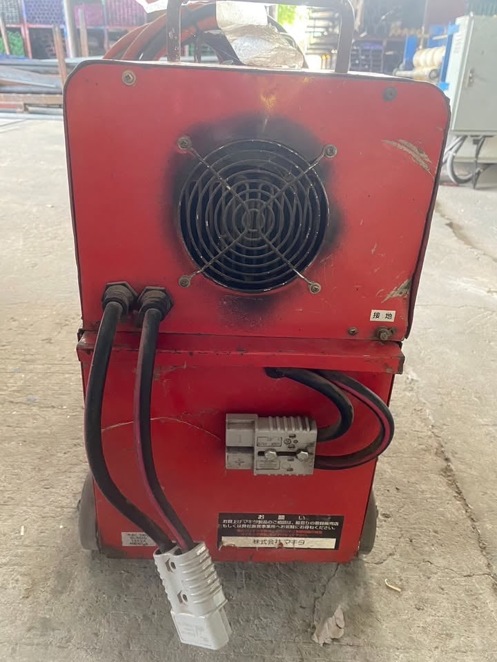 ตู้เชื่อมเคลื่อนที่  ตู้เชื่อมเคลื่อนที่