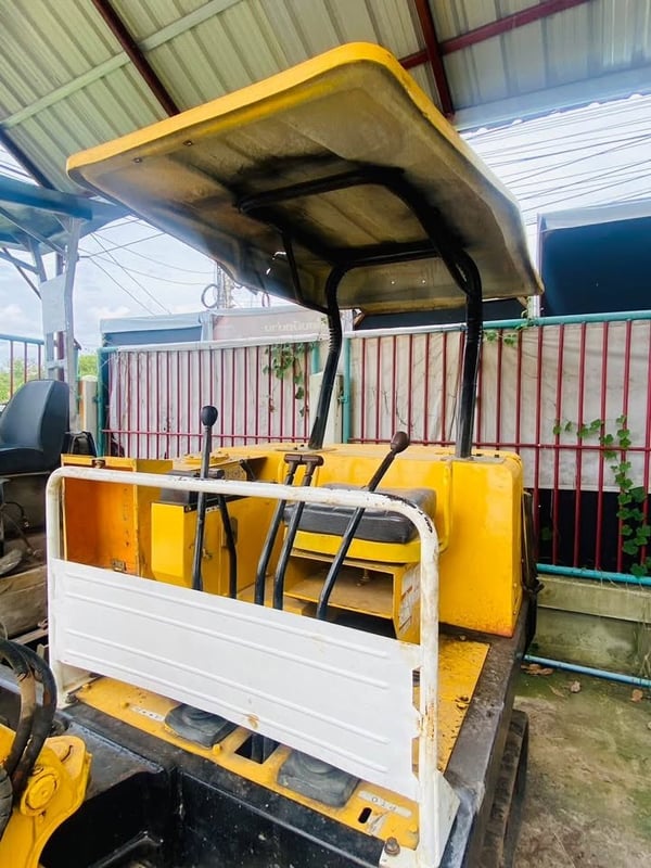 รถแม็คโครฮานิค 026 เก่านอก