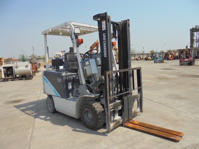 รถโฟล์คลิฟไฟฟ้า UNICARRIERS (นิสสัน)