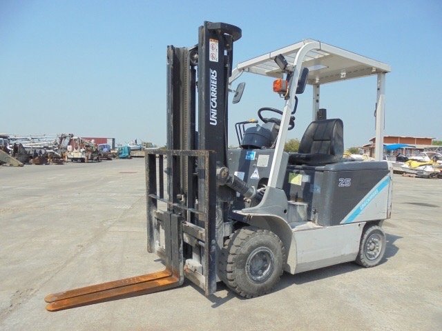 รถโฟล์คลิฟไฟฟ้า UNICARRIERS (นิสสัน)