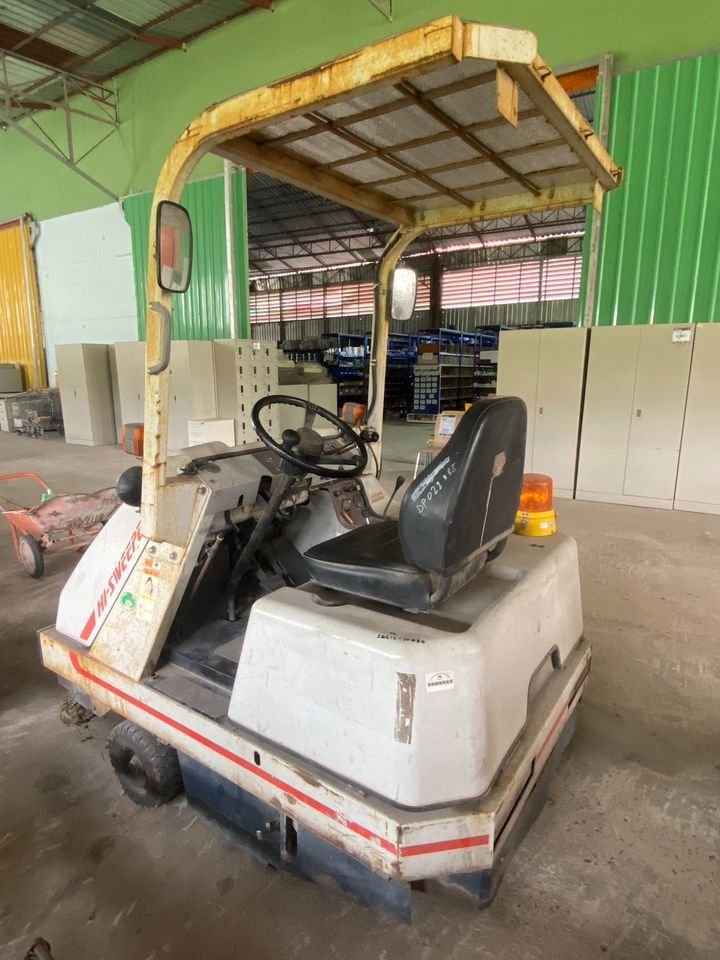 รถดูดฝุ่น TOYOTA เบนซิล รถดูดฝุ่น TOYOTA เบนซิล