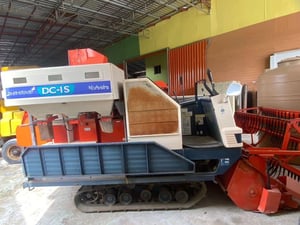 รถเกี่ยว เกี่ยวถั่ว KUBOTA DC-1S รถเกี่ยว เกี่ยวถั่ว KUBOTA DC-1S
