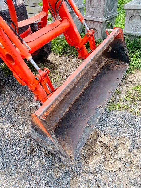 รถไถคูโบต้า 47 แรง อุปกรณ์ 2 ชิ้น รถไถคูโบต้า 47 แรง อุปกรณ์ 2 ชิ้น