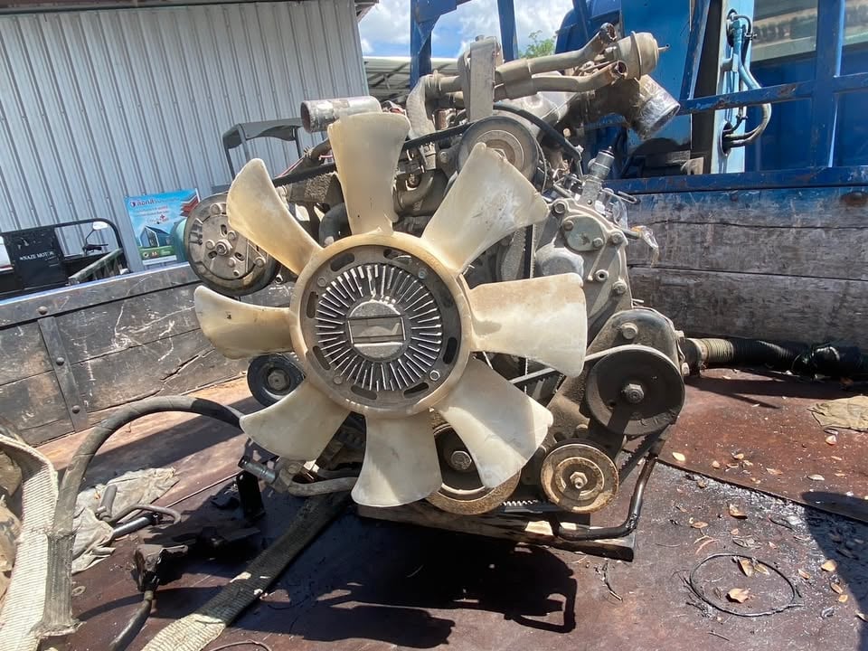 เครื่่อง ISUZU 4KH1 CHK 130 แรง 2008 เครื่่อง ISUZU 4KH1 CHK 130 แรง 2008