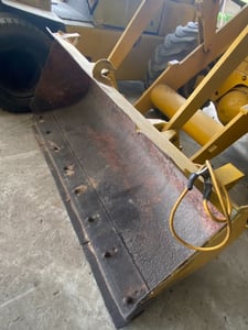 รถตักสีเหลือง MITSUBISHI WS-3