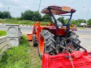 รถไถคูโบต้า 47 แรง อุปกรณ์ 2 ชิ้น รถไถคูโบต้า 47 แรง อุปกรณ์ 2 ชิ้น