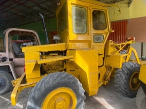 รถตักสีเหลือง MITSUBISHI WS-3