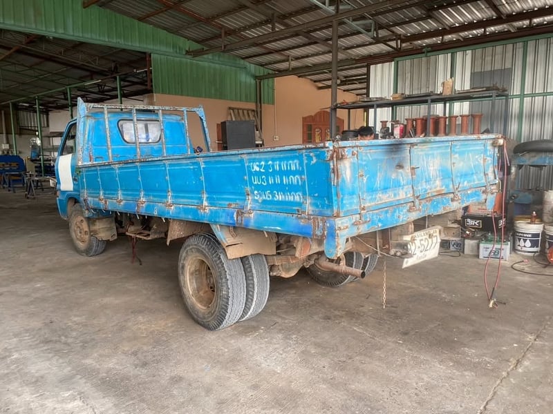 ISUZU แตงโมง ครัชC รถบรรทุก 6ล้อ กระบะเหล็ก ปี2018 ISUZU แตงโมง ครัชC รถบรรทุก 6ล้อ กระบะเหล็ก ปี2018