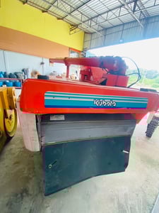 รถเกี่ยวข้าว Kubota SR30 Sky Road Pro