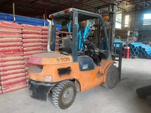 รถโฟล์คลิฟท์ TOYOTA รุ่น 7 สีส้ม