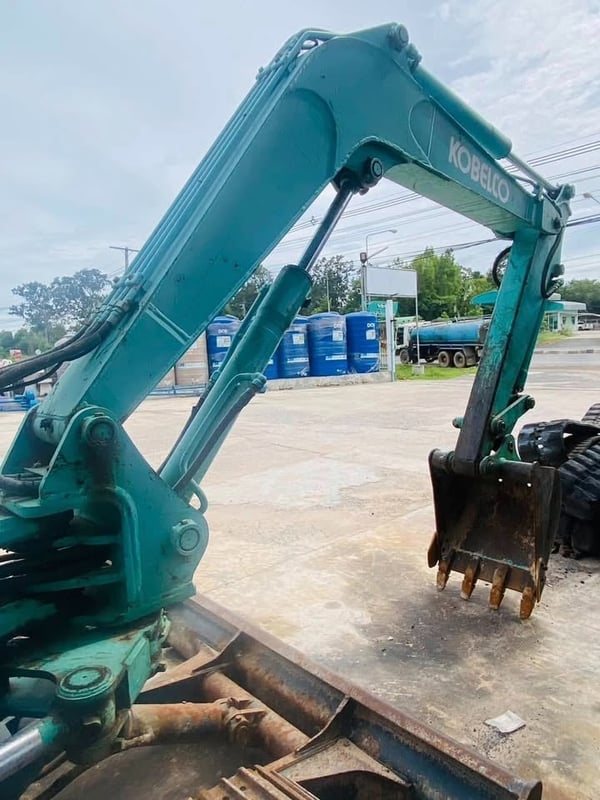 รถแม็คโคร KOBELCO MK45 Coupe045 รถแม็คโคร KOBELCO MK45 Coupe045
