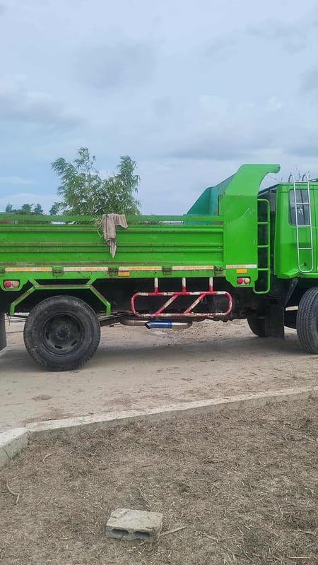 Isuzu ดั้มพ์ FTR11NY