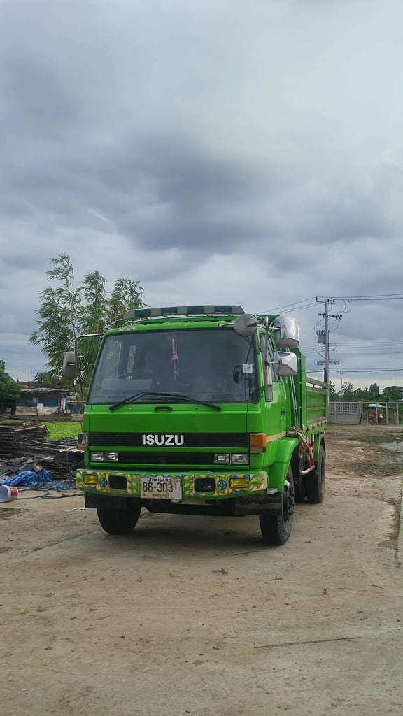 Isuzu ดั้มพ์ FTR11NY Isuzu ดั้มพ์ FTR11NY