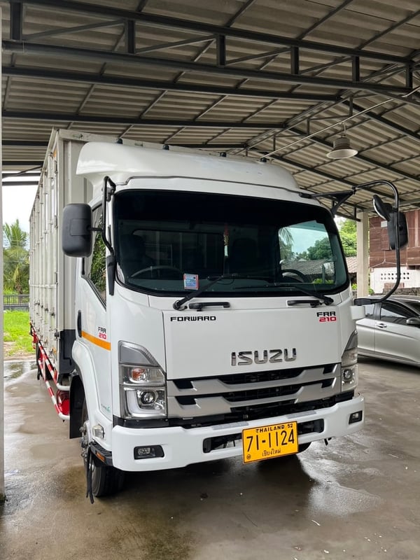 ISUZU FRR 154แรงม้า รถบรรทุก 6ล้อ ตู้แห้ง ปี2022