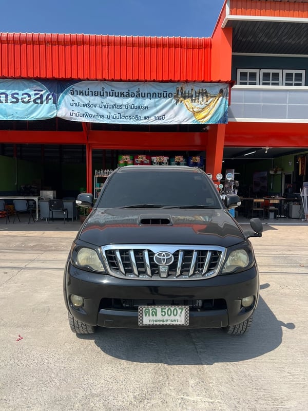 ขาย! รถกระบะ Hilux Vigo ปี07 ประเภทตอนครึ่ง ตัวยกสูง สีดำ สภาพนางฟ้า รถสวย เอกสารครบ พร้อมโอน รถใช้ในกรุงเทพ มีออกต่างจังหวัดบ้าง นานๆที รถไม่ค่อยได้ใช้ สภาพสวย ไมล์น้อย 208,000 กม. ขายราคา 190,000.- บาท สนใจติดต่อ 086-479-9624 วอลโว่