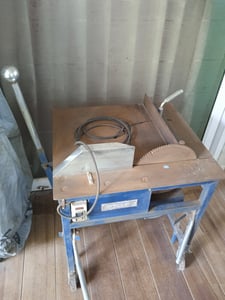 แท่นตัดอลูมิเนียม ยี่ห้อ สันติจงเจริญ ขนาด 10 นิ้ว แท่นตัดอลูมิเนียม ยี่ห้อ สันติจงเจริญ ขนาด 10 นิ้ว