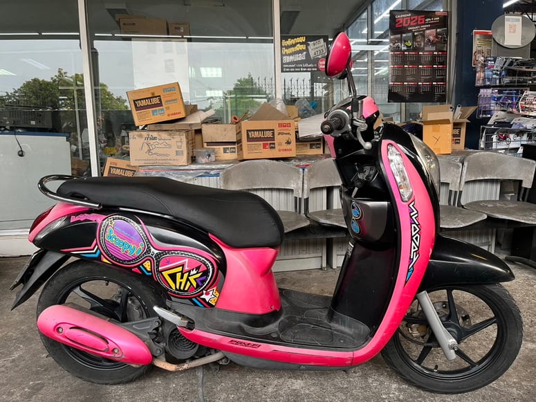 ขาย scoopy i ล้อแม็ก 20000 บาท รวมโอน