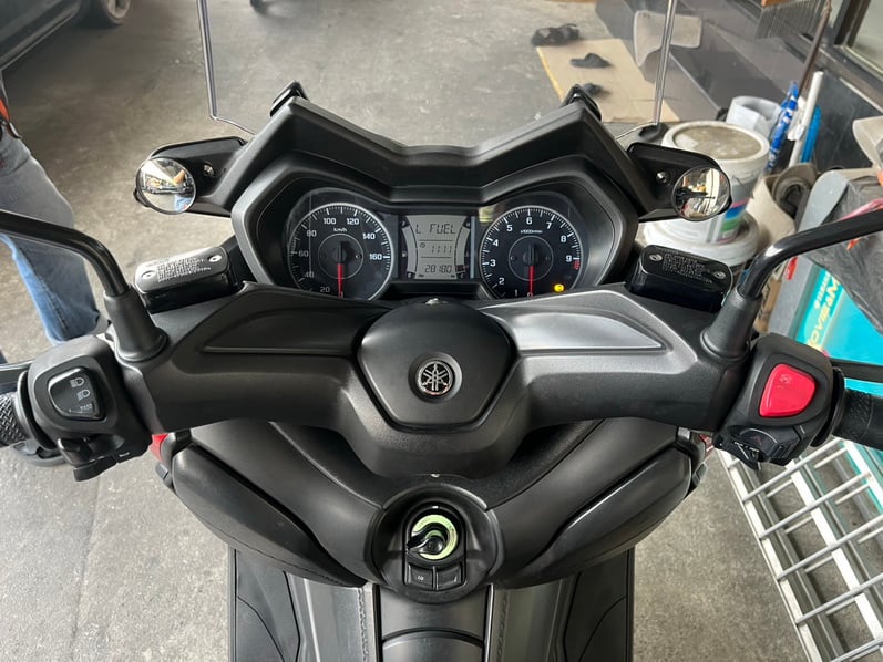 ขาย XMAX ปี20 เครื่องเดิม95000 บาท(รวมโอน)