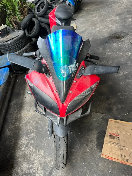 ขาย r15 8000 บาท เครื่องไม่ติด