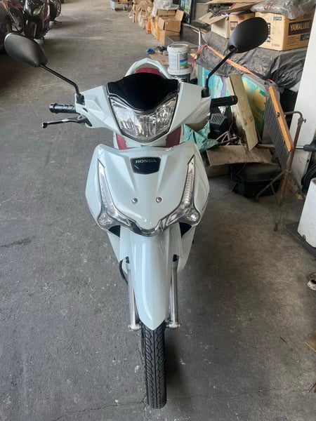 ขาย เวฟ125i ปี23 ล้อแม็ก สตาร์ทมือ 45000 บาท ขาย เวฟ125i ปี23 ล้อแม็ก สตาร์ทมือ 45000 บาท