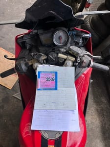 ขาย r15 8000 บาท เครื่องไม่ติด