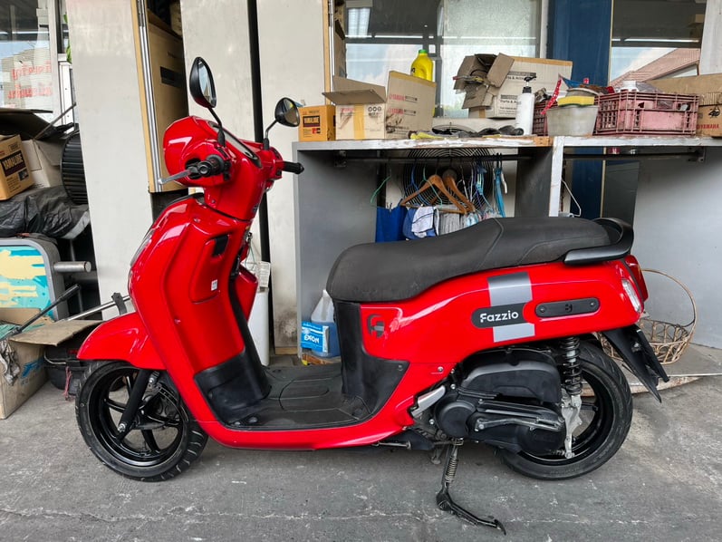 ขาย FAZZIO ปี23 เดิมๆ 35000 (รวมโอน)