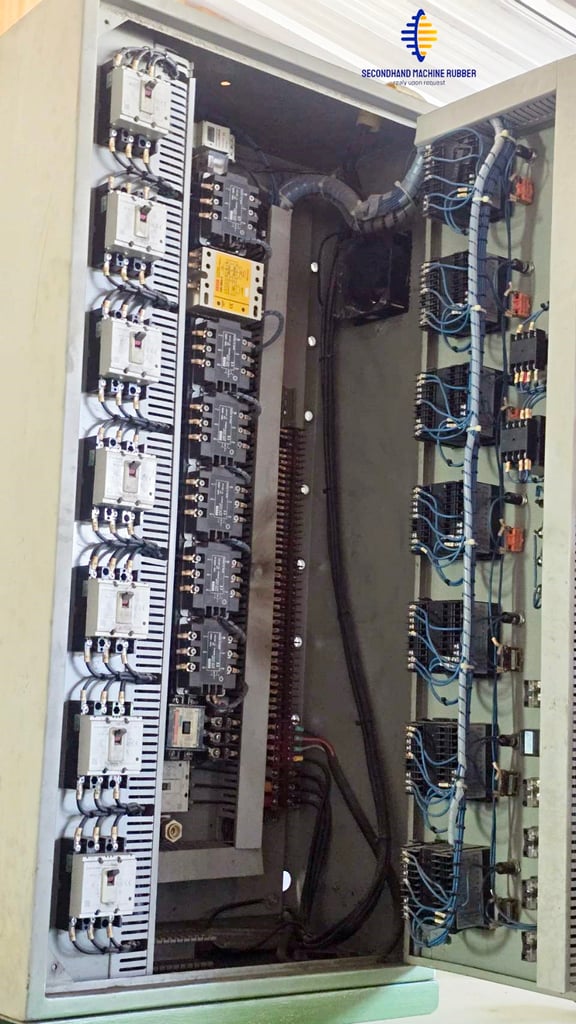 เครื่องอัดระเบิดโฟมยาง EVA 6 ชั้น ผลิตแผ่นโฟมรองเท้า แผ่นรองพื้น ฯลฯ พร้อมใช้ 