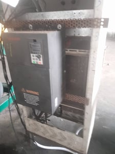 เครื่องขบบด   ใช้  สำหรับ ก้อนพลาสติก ยางพาเลทแข็งเหนียว กระดาษแผ่นม้วน 