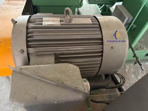 ครื่องผสมยาง ขนาด 55 ลิตร  - แบบเข้าหน้า ออกหลัง   - มอเตอร์ 100 แรงม้า : ผสมงานเนียน เร็ว