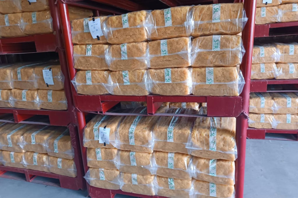 ขาย ยางแผ่นดิบรมควัน ยางแผ่น ยางแท่งSTR20 ยางแท่ง5L ยางคอมปาวด์  ตรงจากโรงงาน