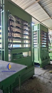 เครื่องอัดระเบิดโฟมยาง EVA 6 ชั้น ผลิตแผ่นโฟมรองเท้า แผ่นรองพื้น ฯลฯ พร้อมใช้ 