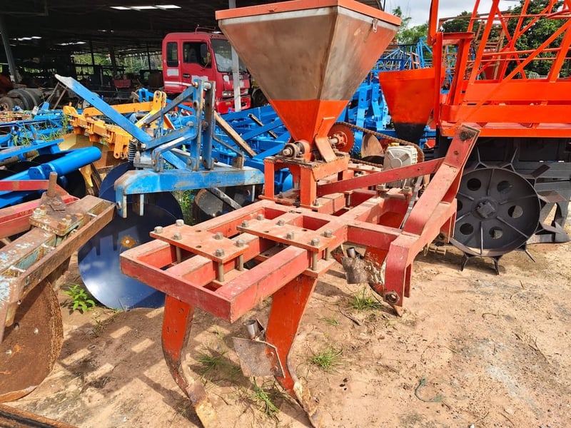 ขาย ลิ๊ปเปอร์+ถังปุ๋ยยอยปั่น PTO รุ่น L มือ2 