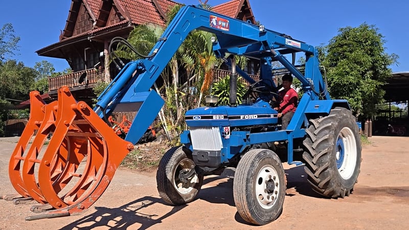 รถไถฟอร์ด 6,600 ติดคีบPMTมือ 1