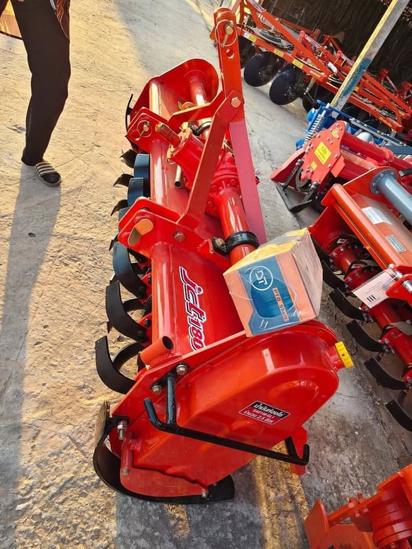 โรตารี่180 จ.เจริญชัย มือ1