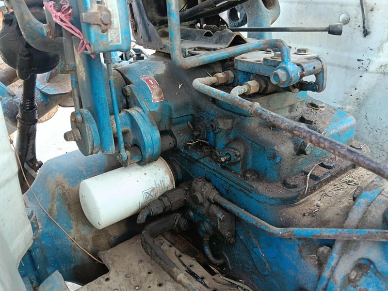 ขายรถไถฟอร์ด 6600 ตัวเต็ม ขายรถไถฟอร์ด 6600 ตัวเต็ม