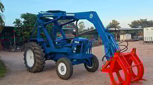 ขายรถไถฟอร์ด ติดคีบ แสงกลึง มือ2 สภาพสวย เครื่องดี เกียร์ดี พร้อมใช้งาน ขายรถไถฟอร์ด ติดคีบ แสงกลึง มือ2 สภาพสวย เครื่องดี เกียร์ดี พร้อมใช้งาน