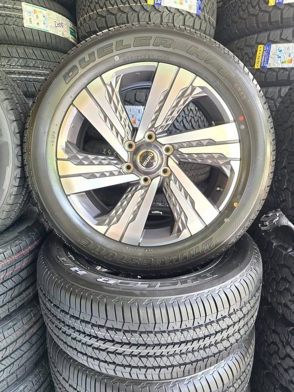 ล้อMu-x ถอดป้ายแดงไม่ผ่านการใช้งาน