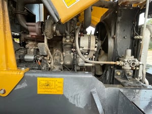 ขายรถตักล้อยาง เเขนยาว