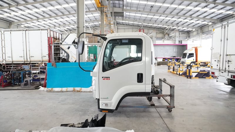 หัวเก๋ง FRR หัวเก๋งรถบรรทุกอีซูซุ สภาพใหม่ อุปกรณ์ครบ รับประกันศูนย์อีซูซุ หัวเก๋ง FRR หัวเก๋งรถบรรทุกอีซูซุ สภาพใหม่ อุปกรณ์ครบ รับประกันศูนย์อีซูซุ