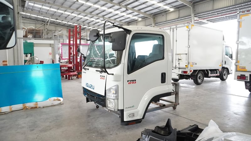 หัวเก๋ง FRR หัวเก๋งรถบรรทุกอีซูซุ สภาพใหม่ อุปกรณ์ครบ รับประกันศูนย์อีซูซุ หัวเก๋ง FRR หัวเก๋งรถบรรทุกอีซูซุ สภาพใหม่ อุปกรณ์ครบ รับประกันศูนย์อีซูซุ